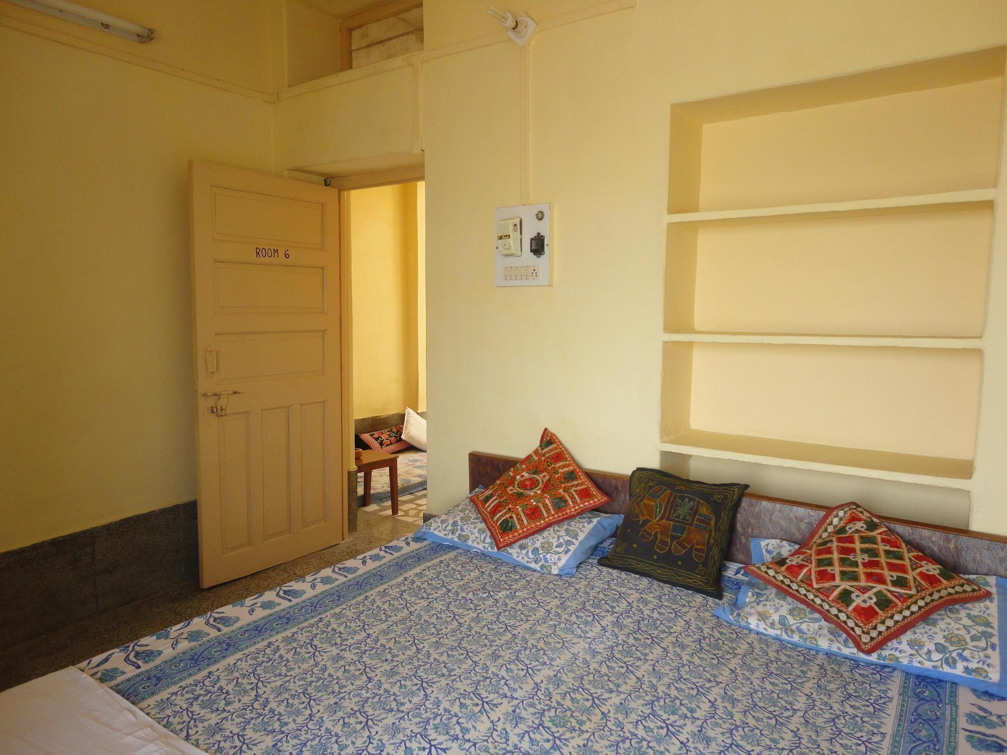 Hotel Temple View Jaisalmer Dış mekan fotoğraf